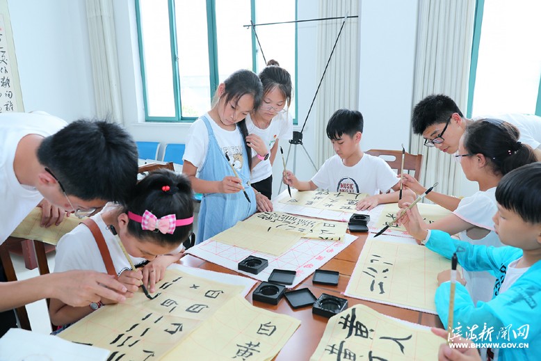 東坎街道新安村免費開展助學(xué)活動